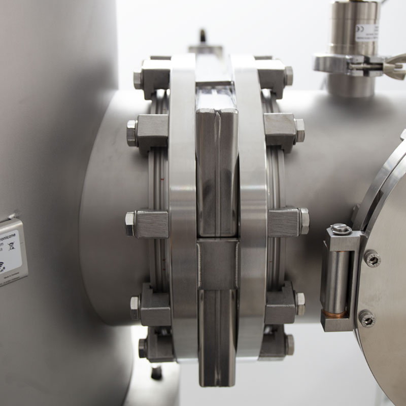 AVK 1000.5Y.LLS Automatic Vacuum Mass Comparator equipped with pumps and Load-Lock System